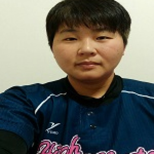 柳艾菁